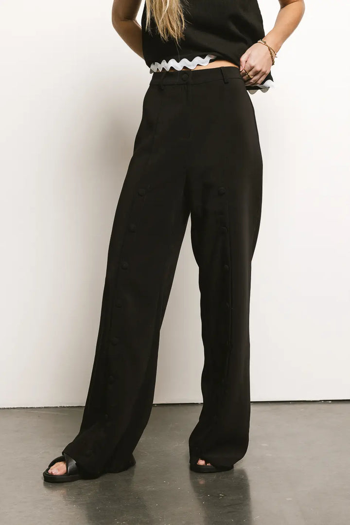 20240308_StudioWebCrop-458