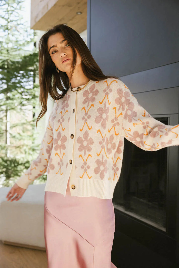 20241203_ModernHouseWebCrop-505