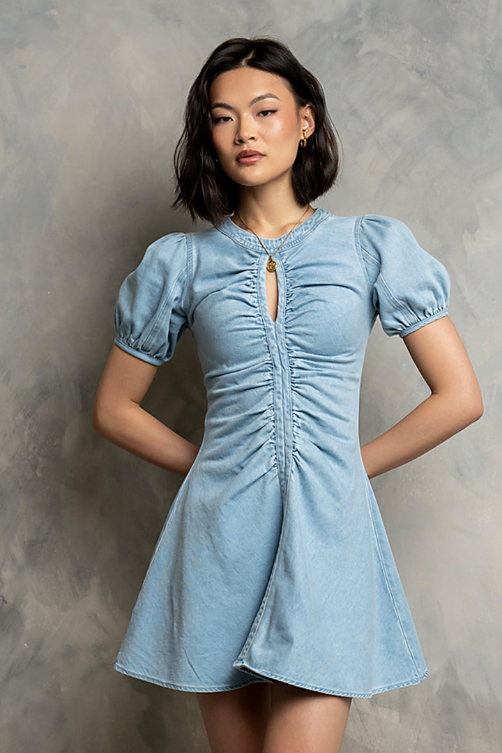 20260507_StudioWebCrop_50