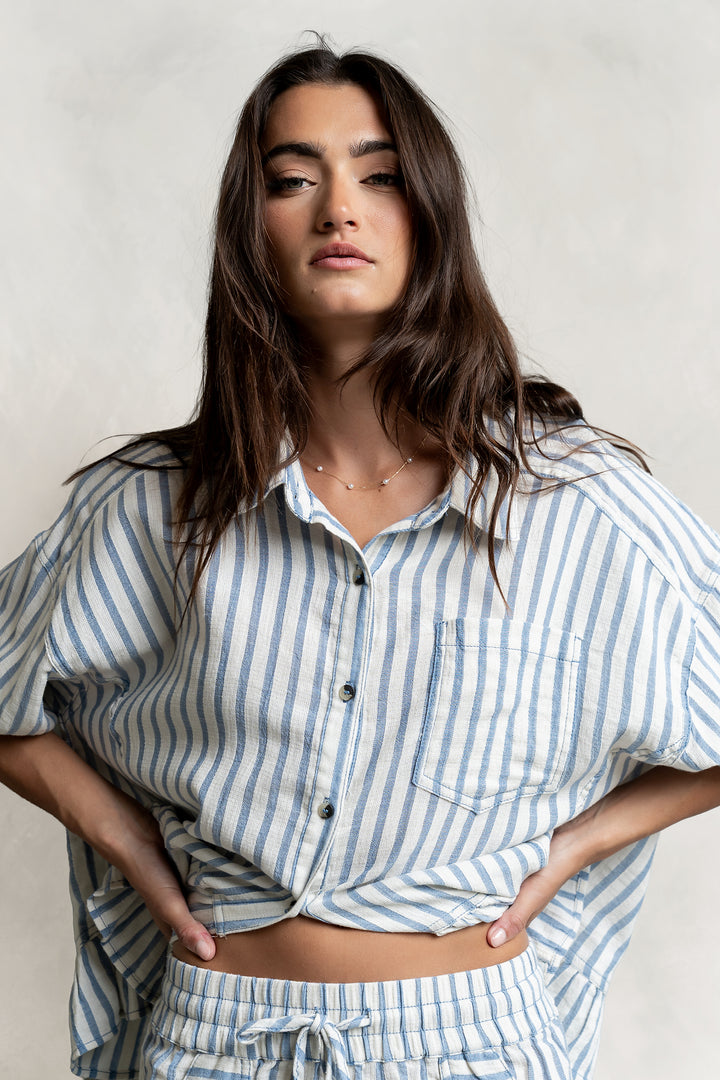 20260612_StudioWebCrop_697